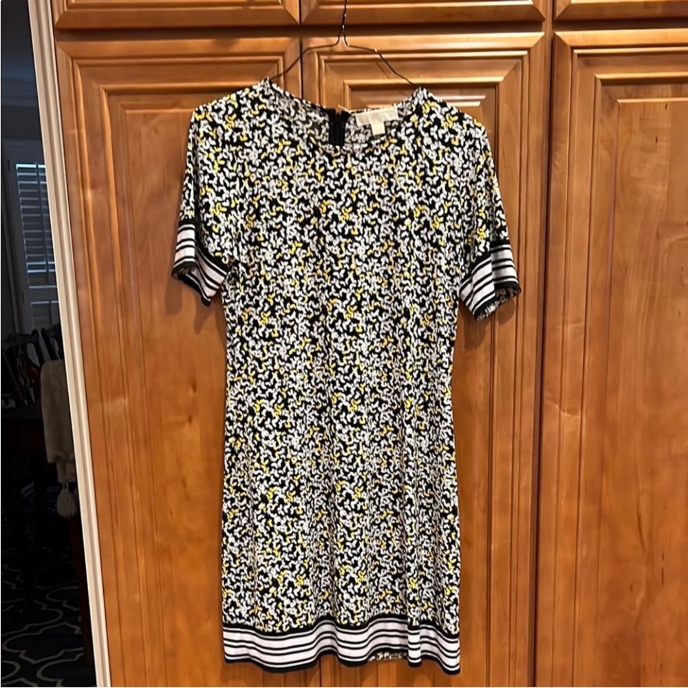 Michael Kors Stylish Black, white and Yellow Patterned Dress